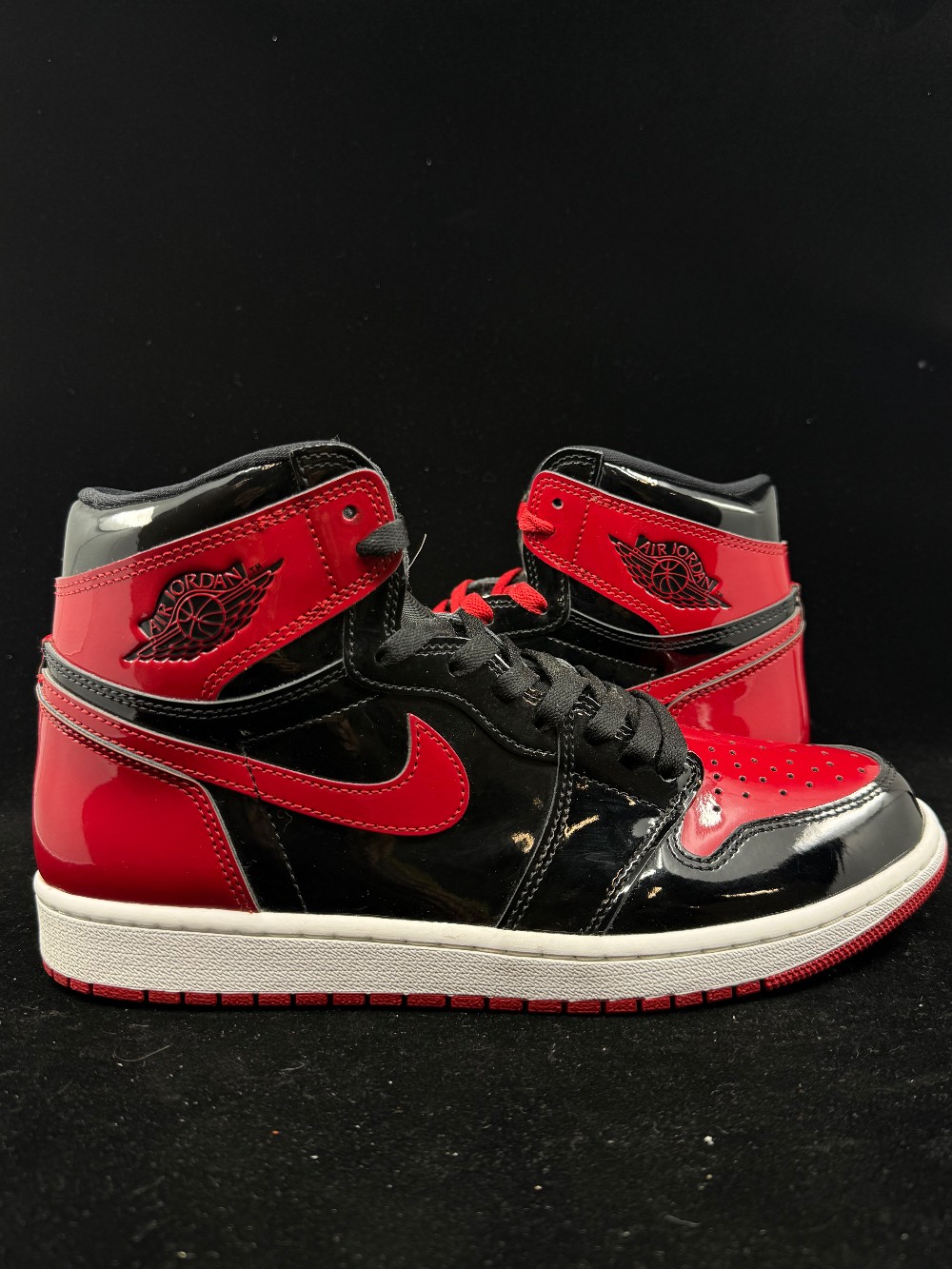 *USED* AJ 1 - PATENT BRED