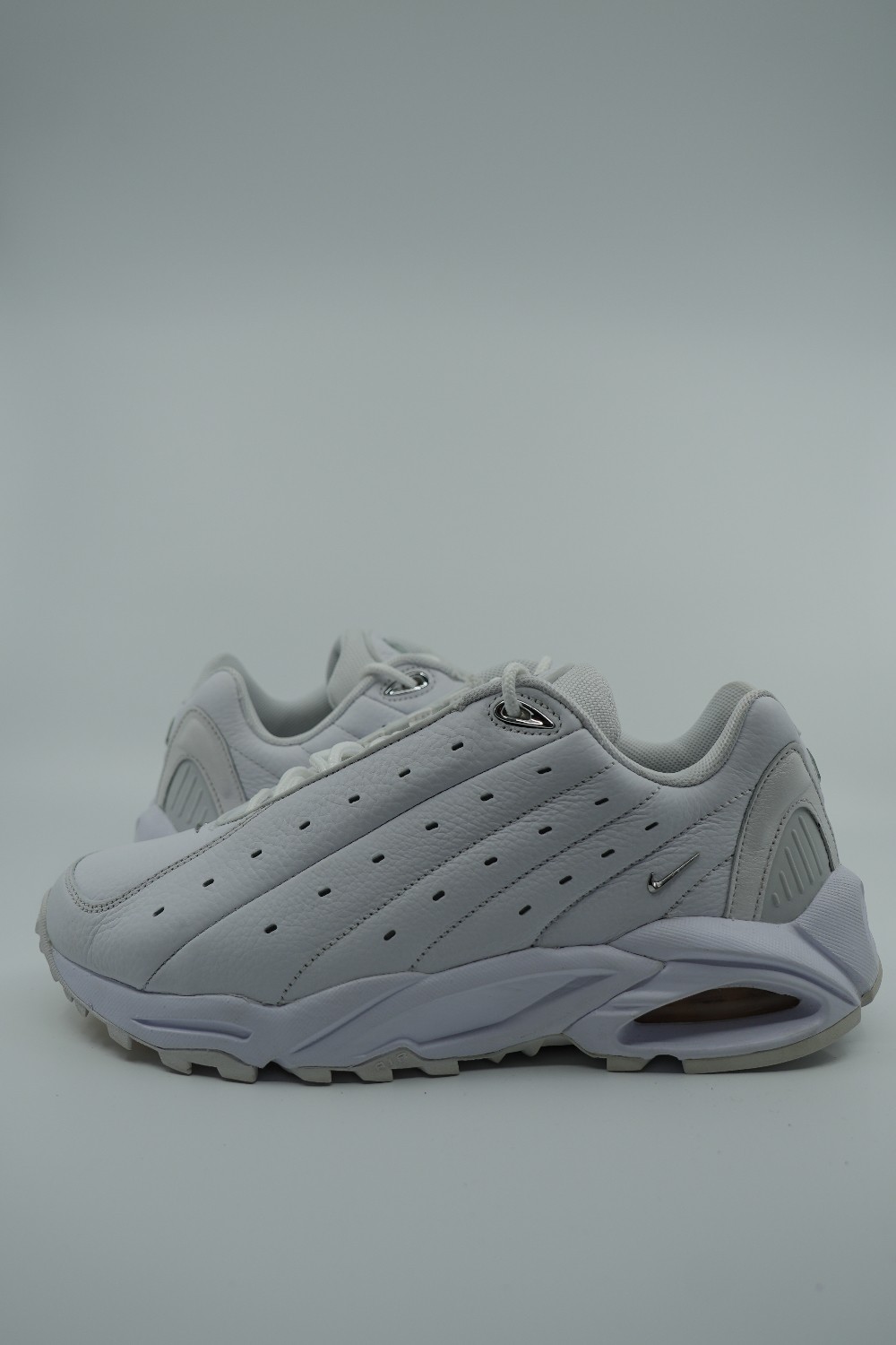 *USED* NIKE HOT STEP AIR TERRA X DRAKE X NOCTA - WHITE