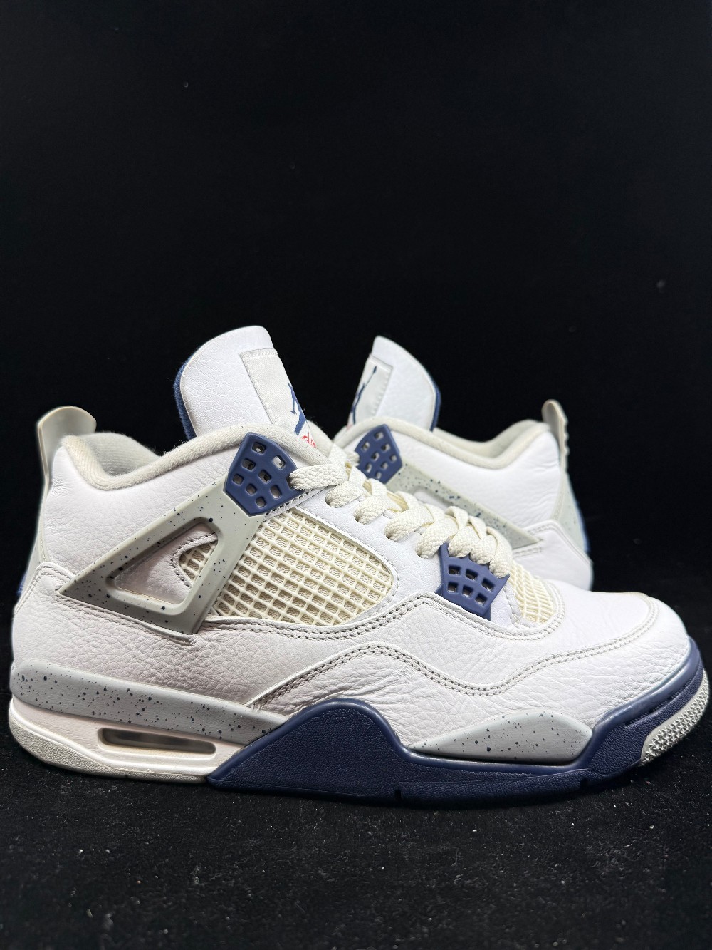 *USED* AJ 4 - MIDNIGHT NAVY