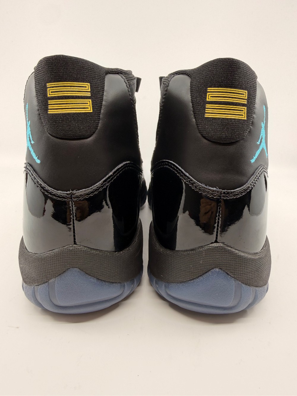 AJ 11 - GAMMA (2025)