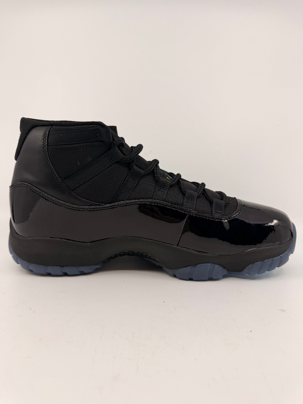 AJ 11 - GAMMA (2025)