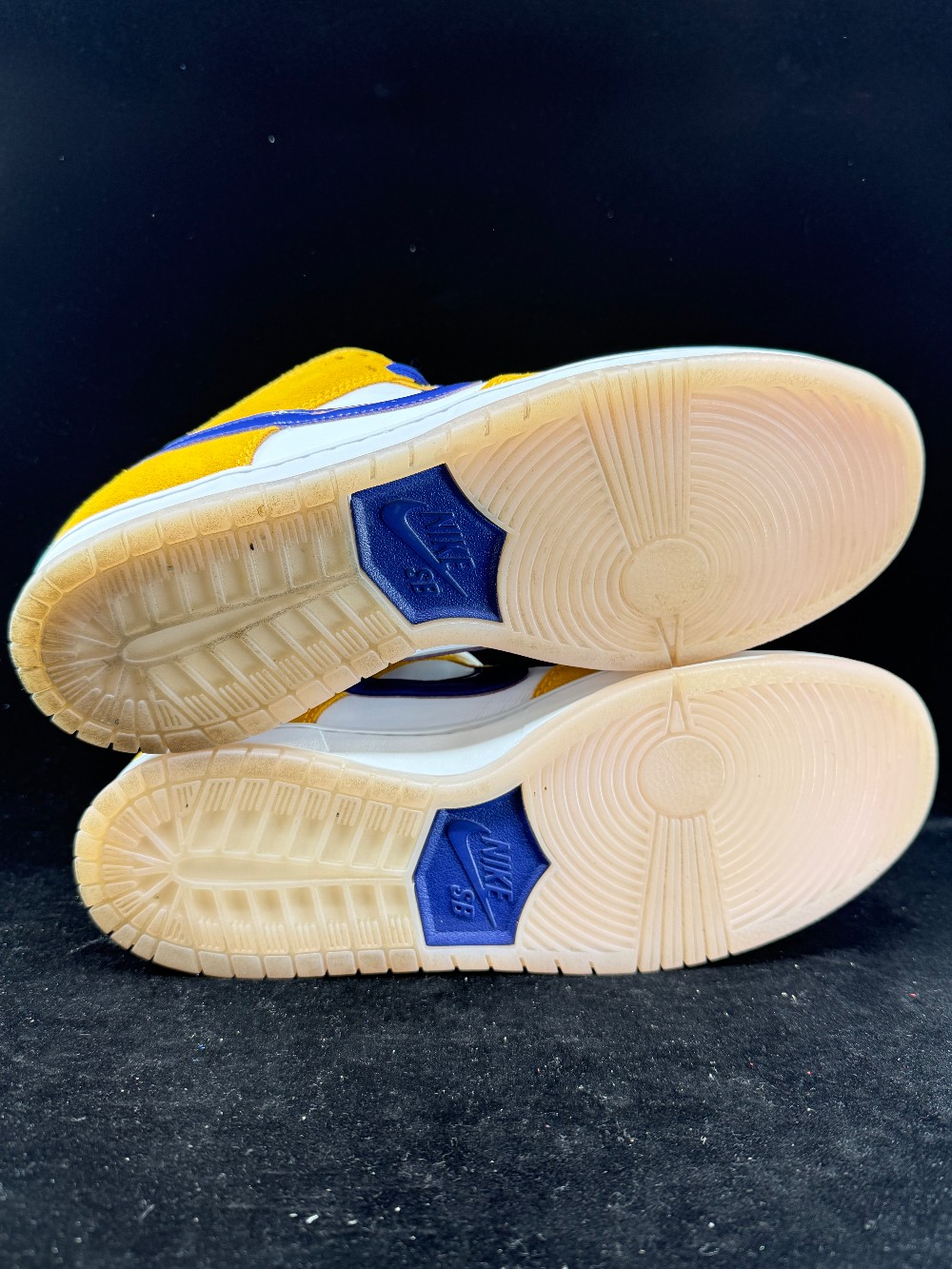 *USED* NIKE SB DUNK LOW - LASER ORANGE