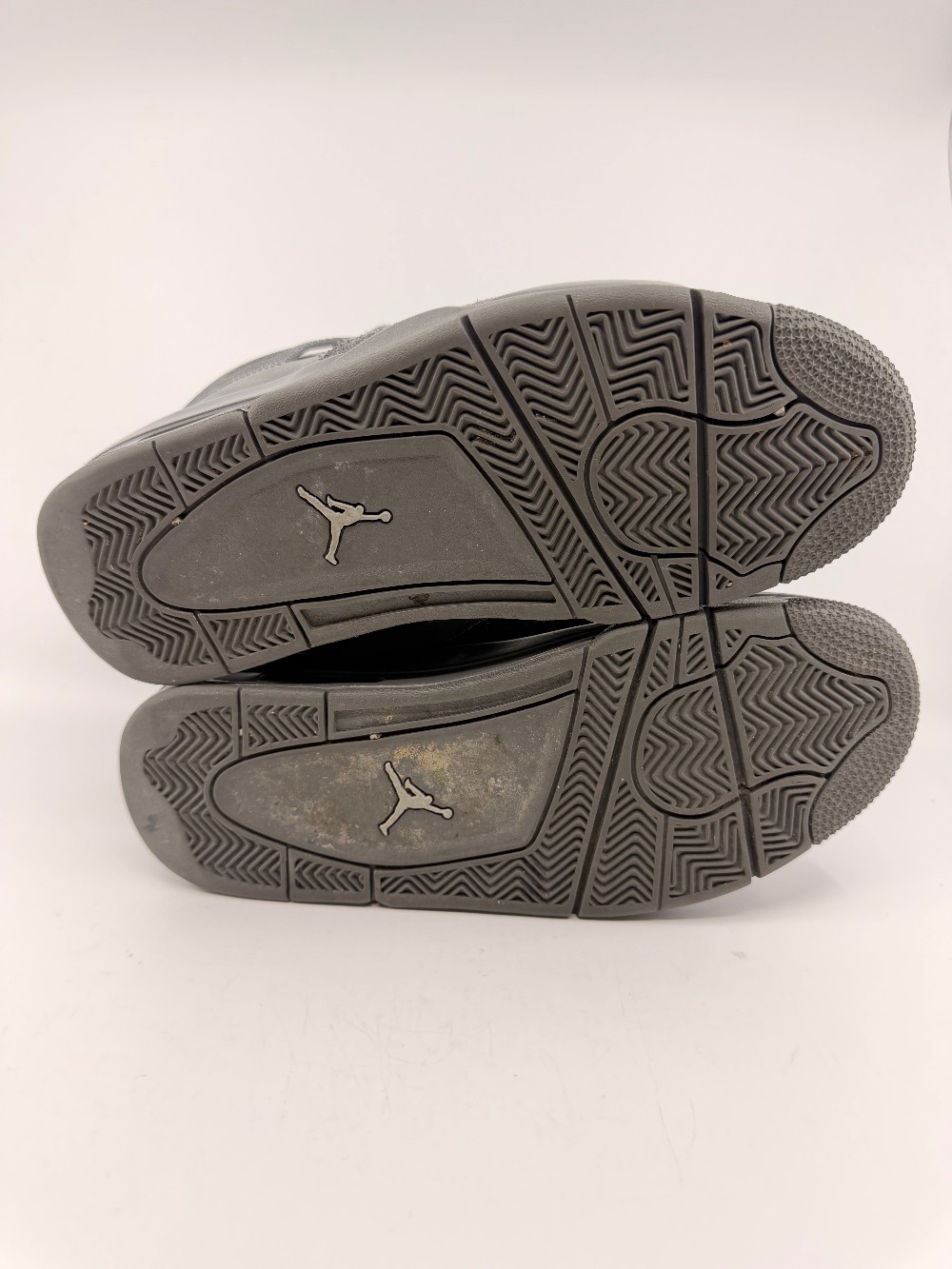 *USED* AJ 4 - PARIS OLYMPICS WET CEMENT
