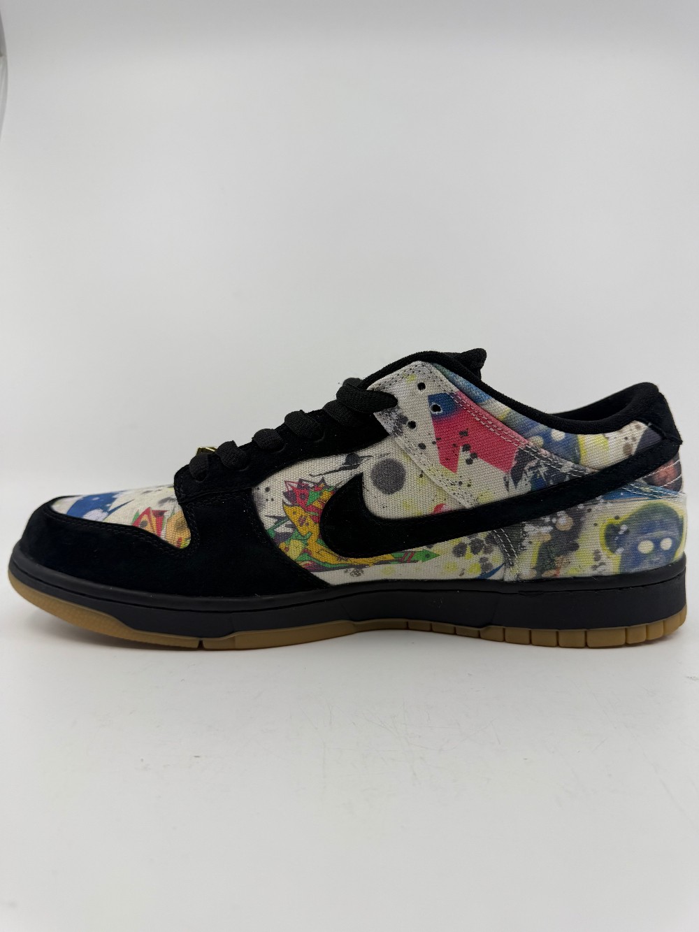 *VNDS/NO BOX* NIKE SB X SUPREME - RAMMELLZEE