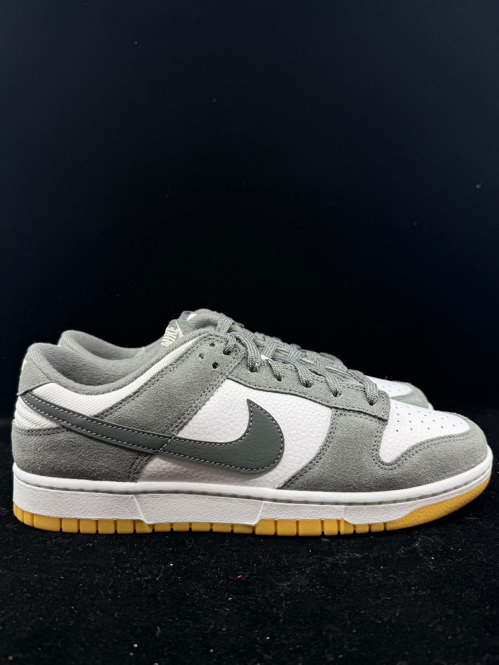 NIKE DUNK LOW - SMOKE GREY GUM 3M SWOOSH