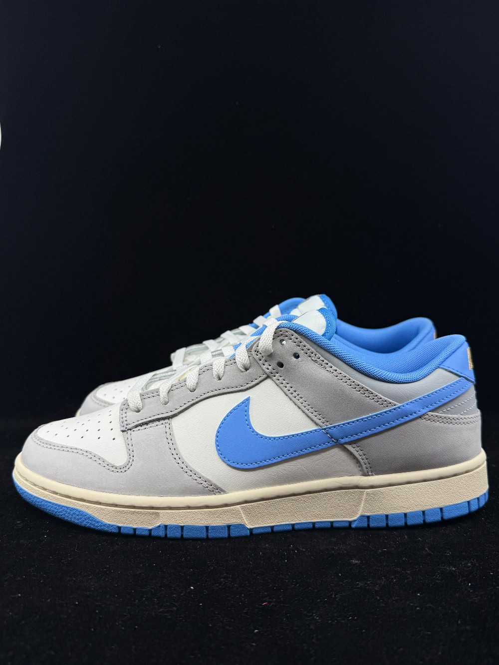 NIKE DUNK LOW - ATHLETIC DEPARTMENT UNIVERSITY BLUE