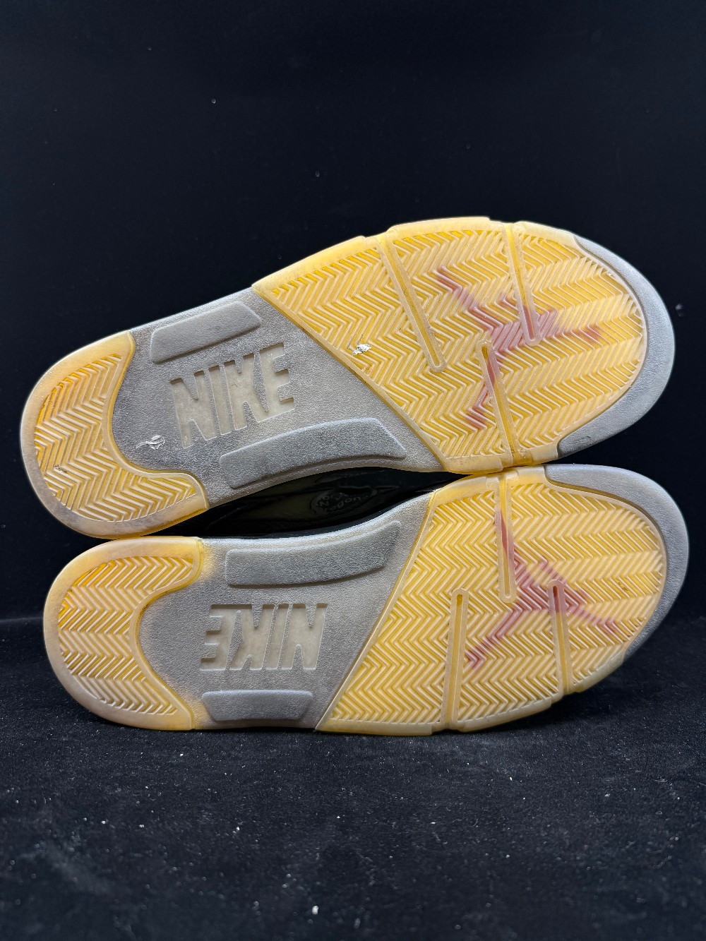 *USED* AJ 5 X OFF WHITE - MUSLIN