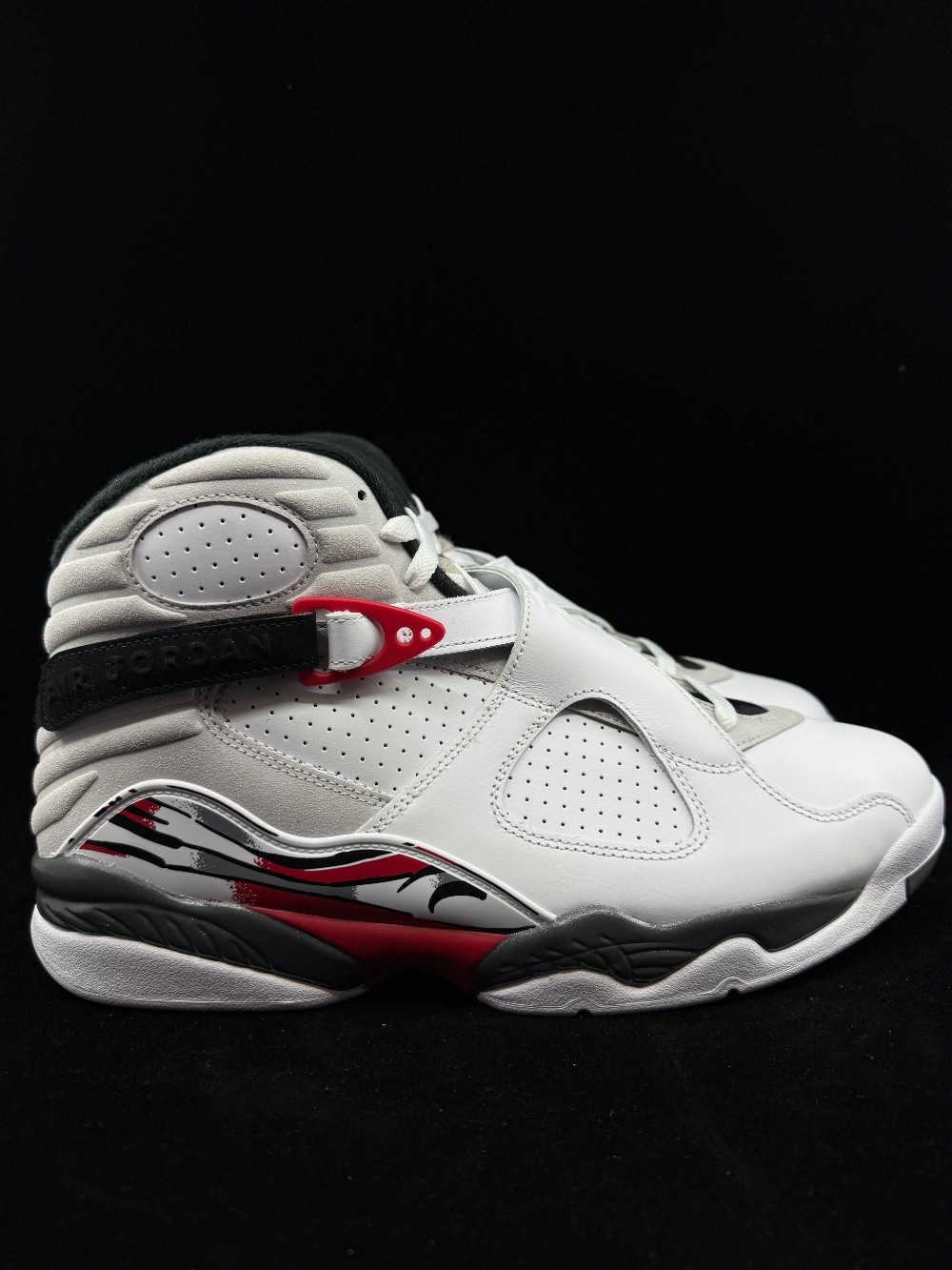 AJ 8 - WHITE TRUE RED (2025)