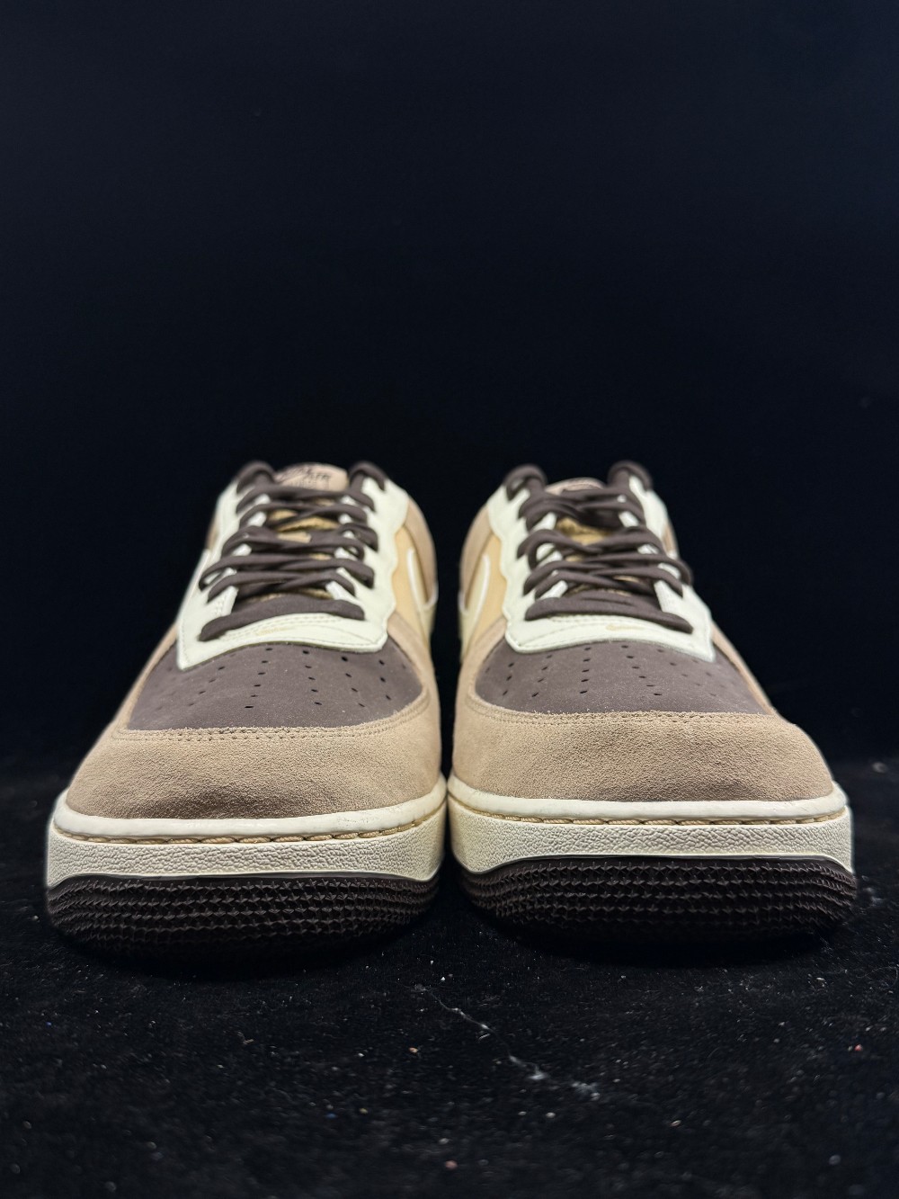 *USED/NO BOX* NIKE AIR FORCE 1 LOW - HEMP COCONUT MILK