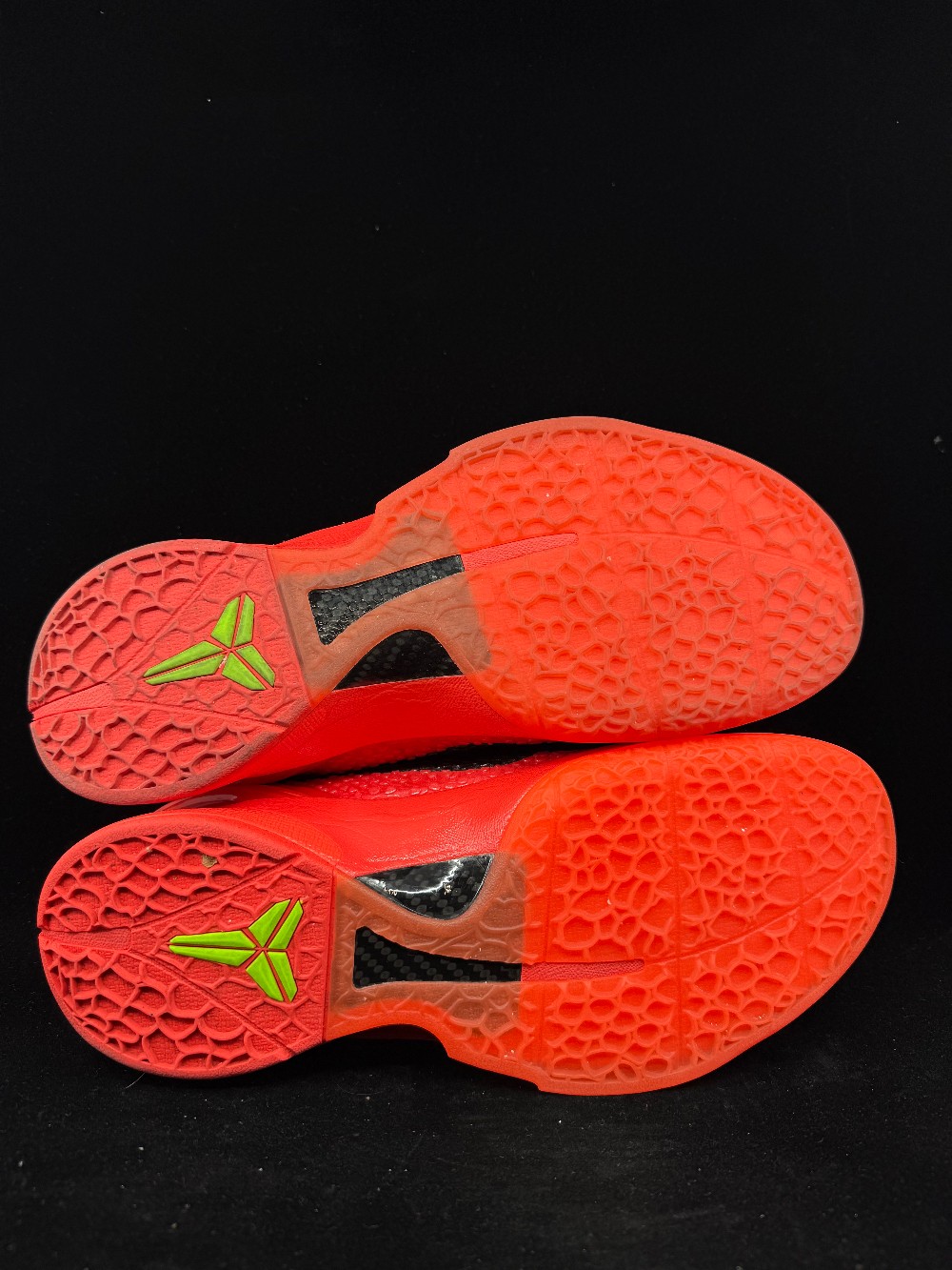 *USED* NIKE KOBE 6 PROTRO - REVERSE GRINCH