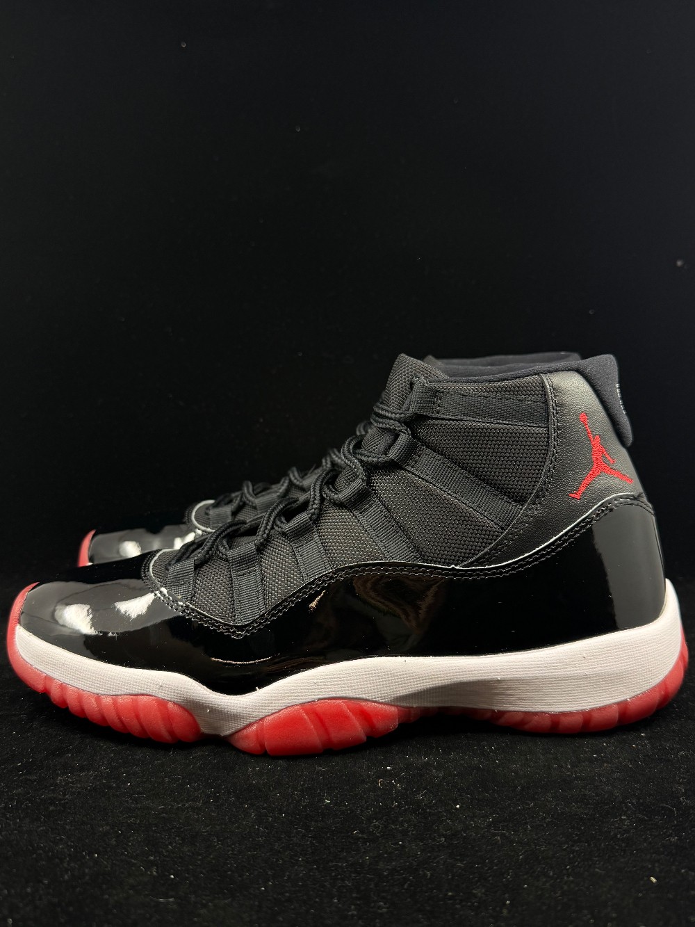 *USED* AJ 11 - PLAYOFFS BRED (2019)