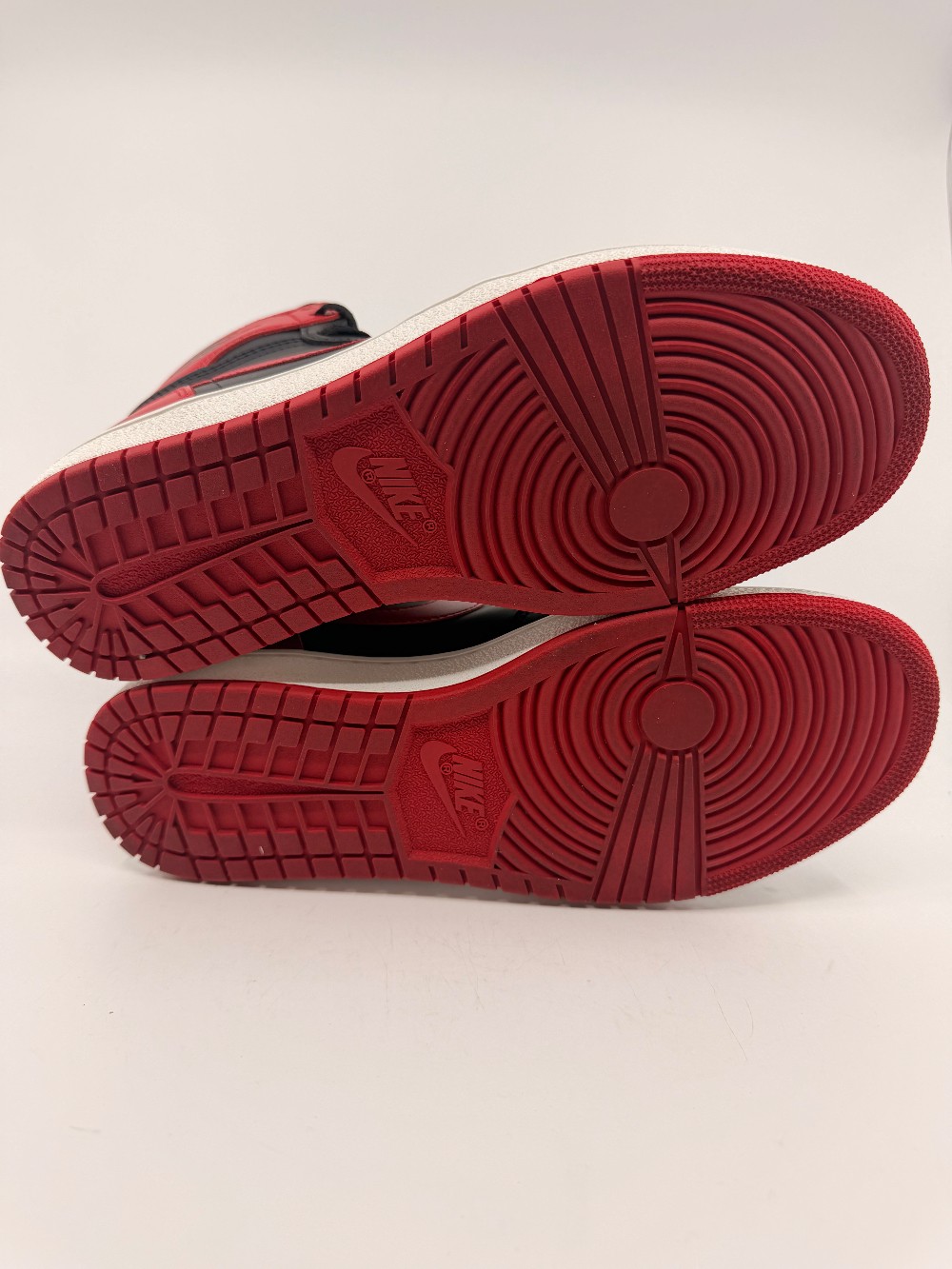 *USED* AJ 1 '85 - BRED (2025)