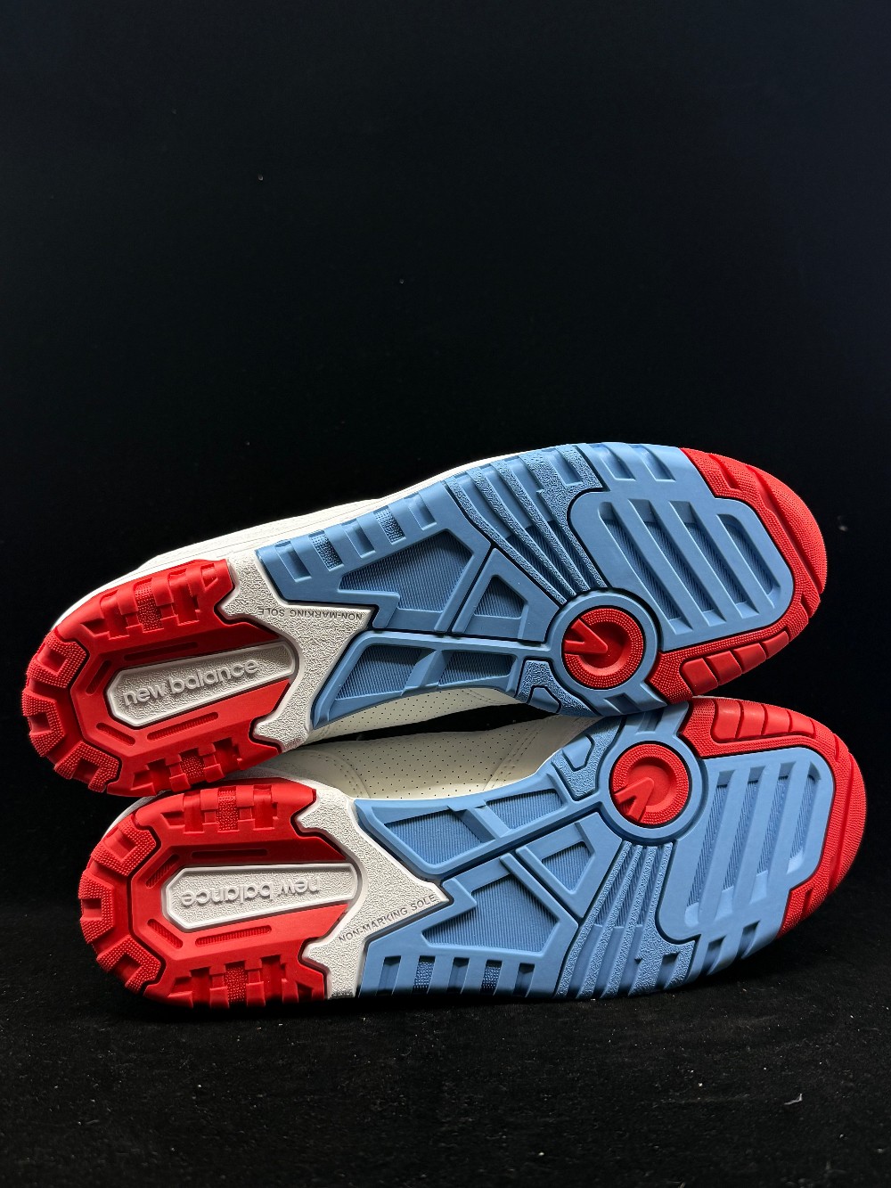 NEW BALANCE 550 - WHITE TRUE RED ATLANTIC BLUE