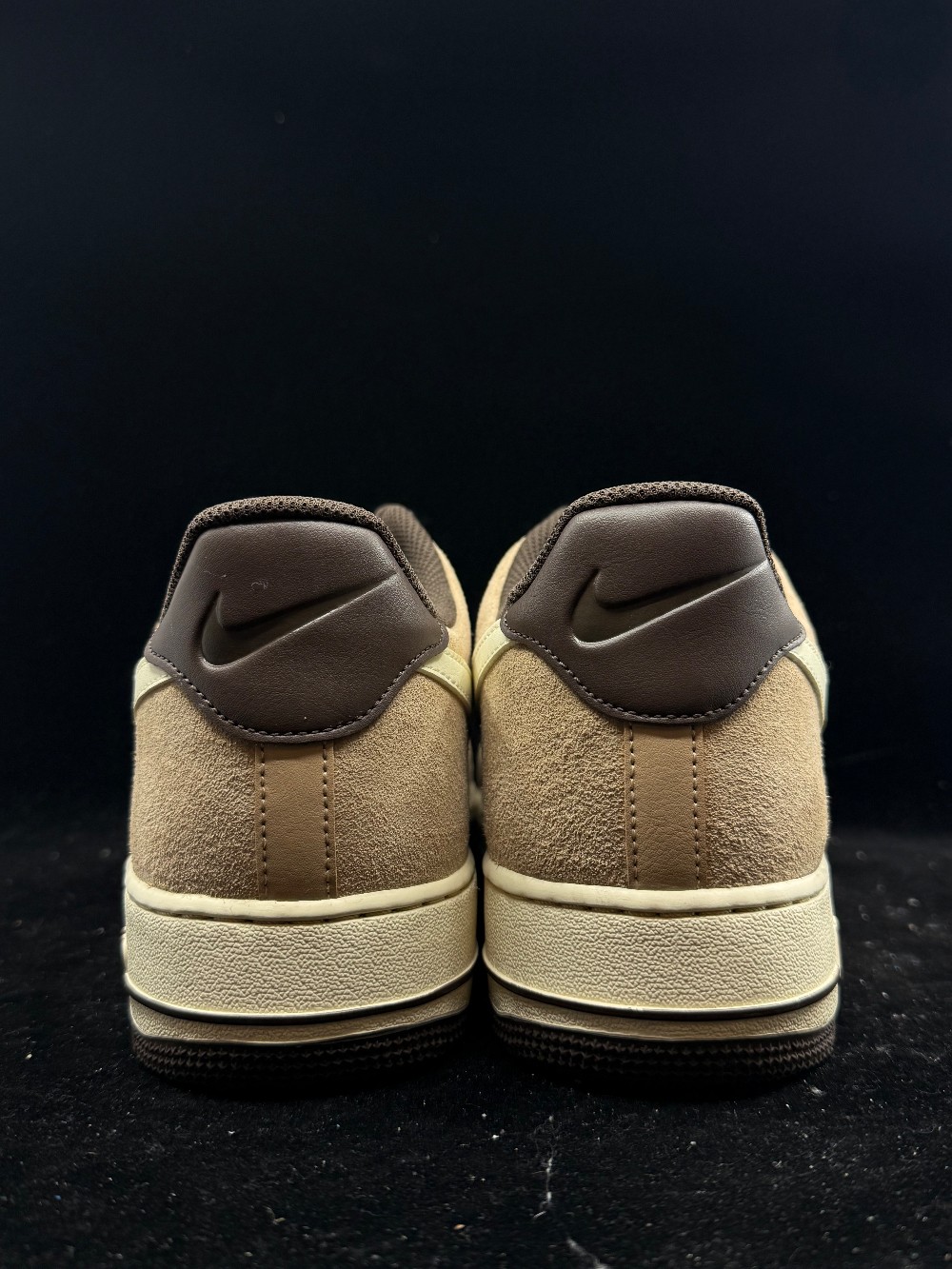 *USED/NO BOX* NIKE AIR FORCE 1 LOW - HEMP COCONUT MILK