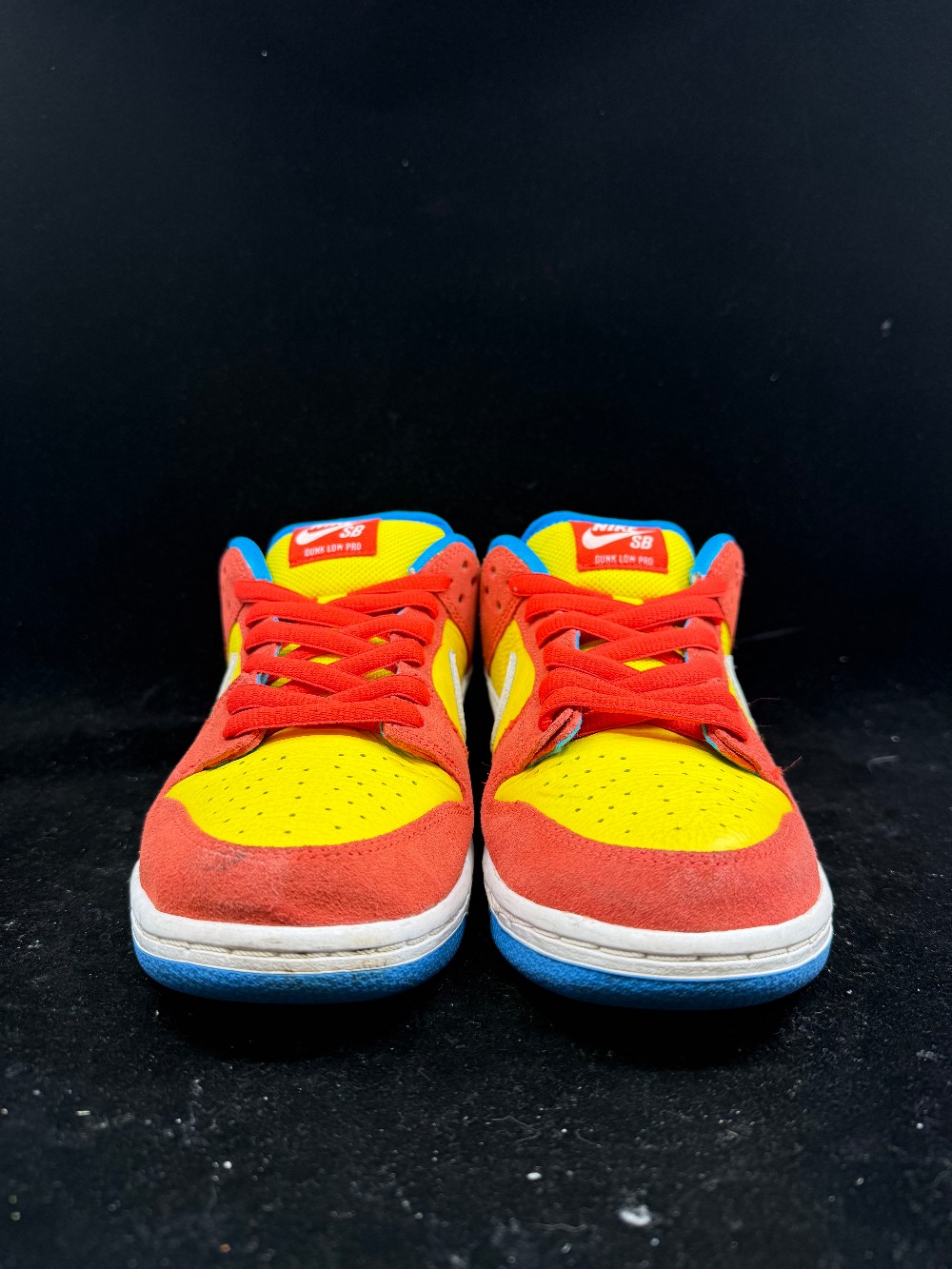 *USED* NIKE SB DUNK LOW - BART SIMPSON