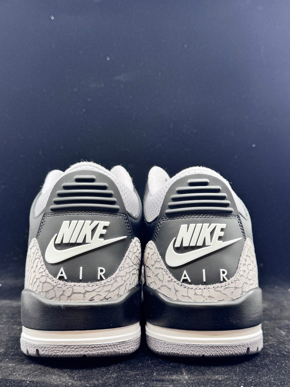 AJ 3 - BLACK CEMENT (2024)