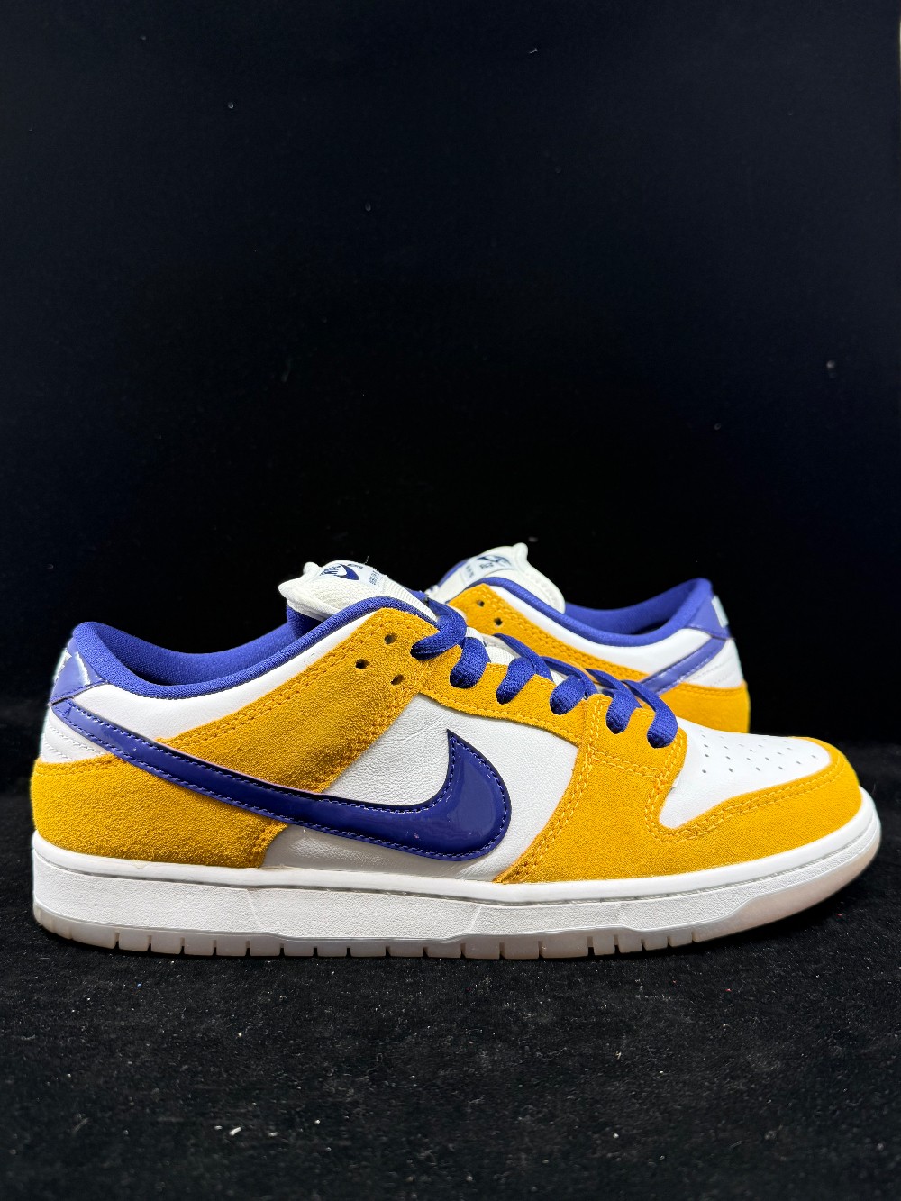 *USED* NIKE SB DUNK LOW - LASER ORANGE