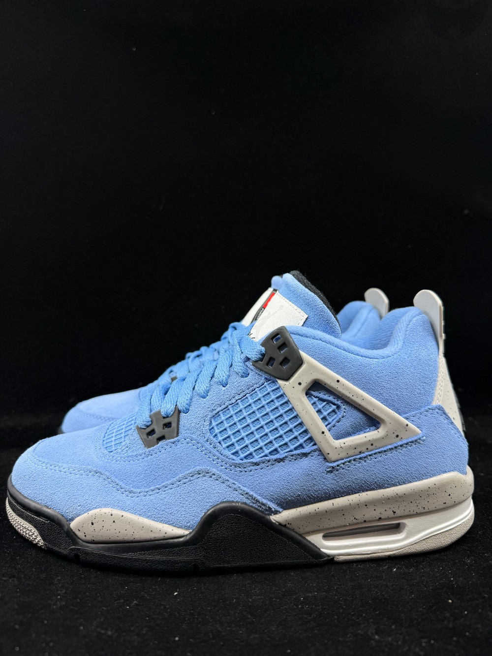 AJ 4 (GS) - UNIVERSITY BLUE