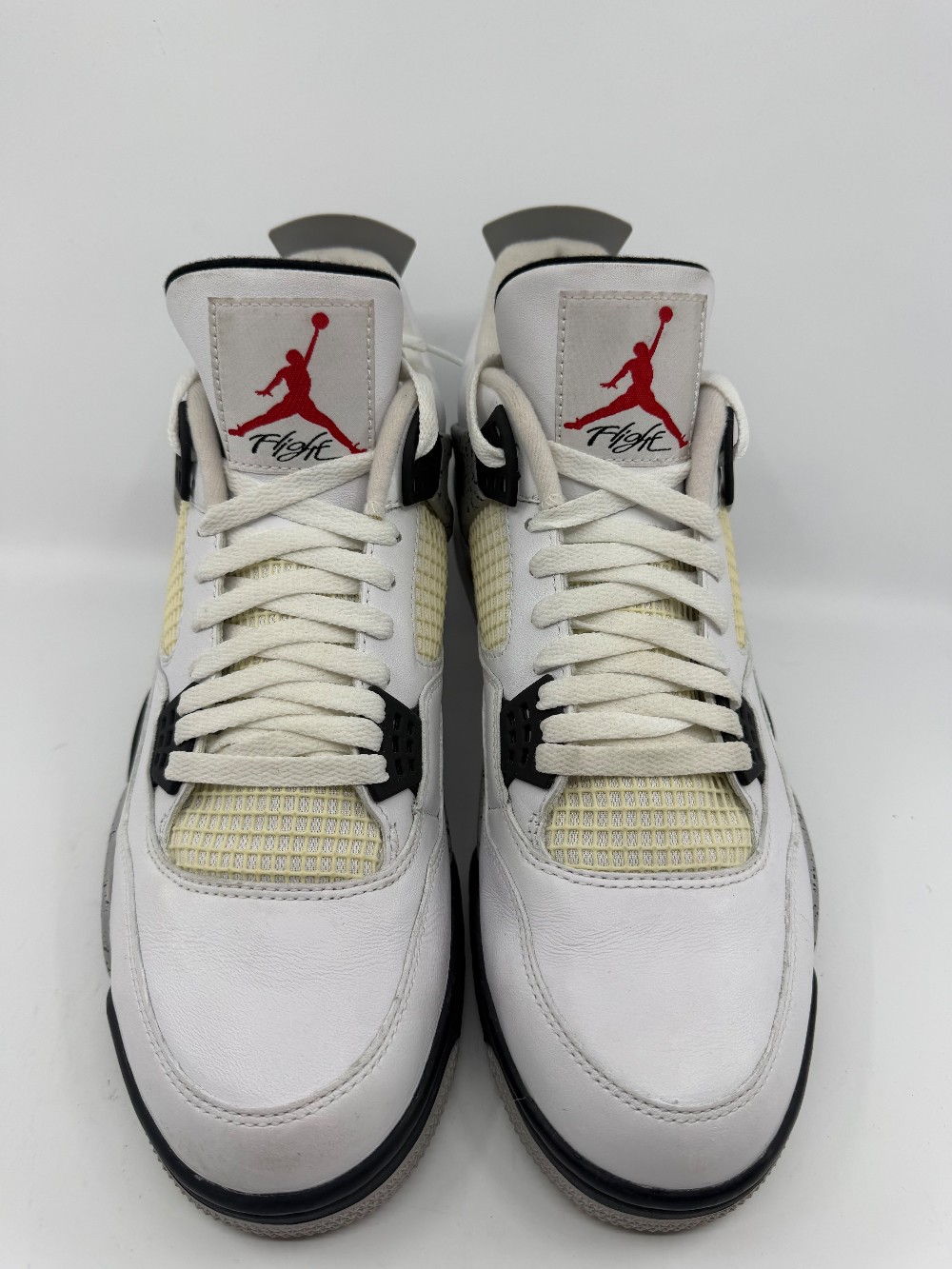 *USED/NO BOX* AJ 4 - WHITE CEMENT (2016)