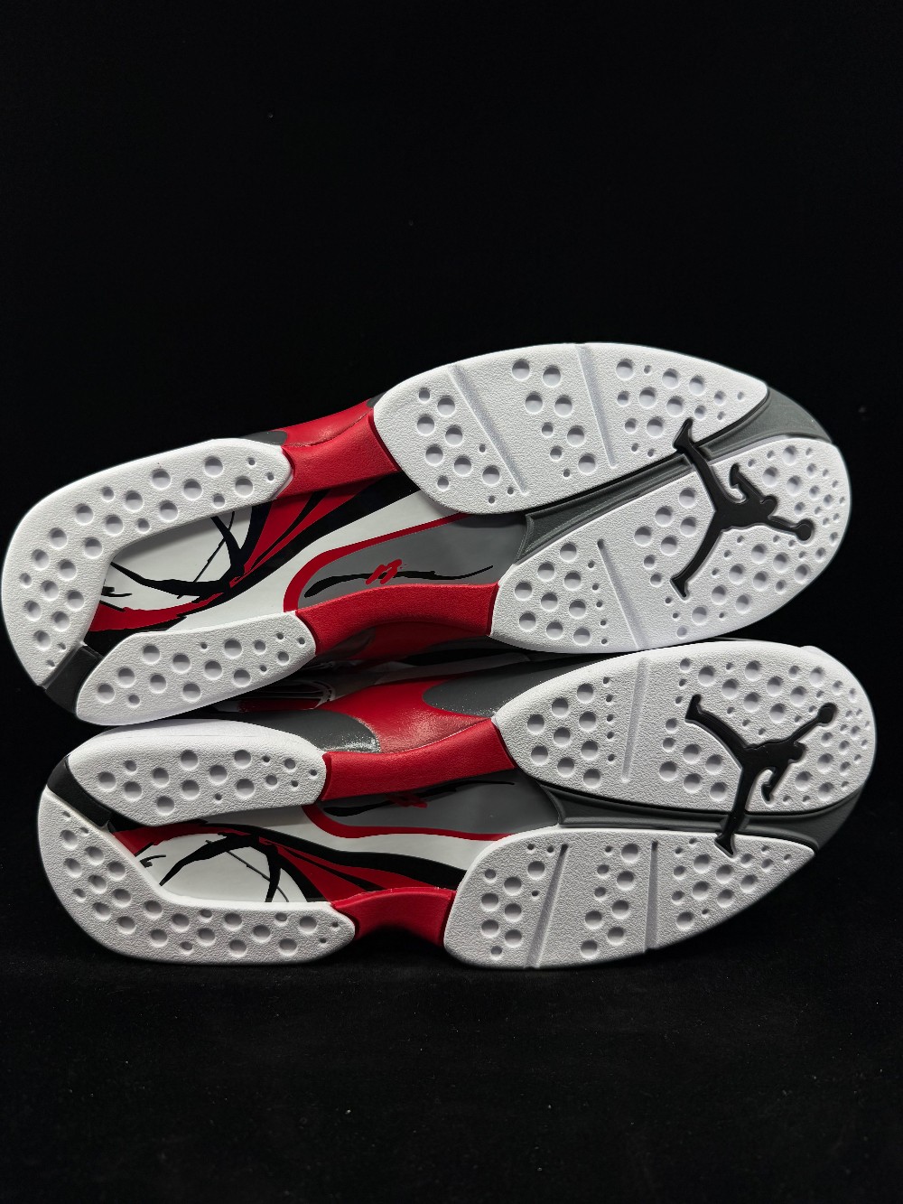 AJ 8 - WHITE TRUE RED (2025)