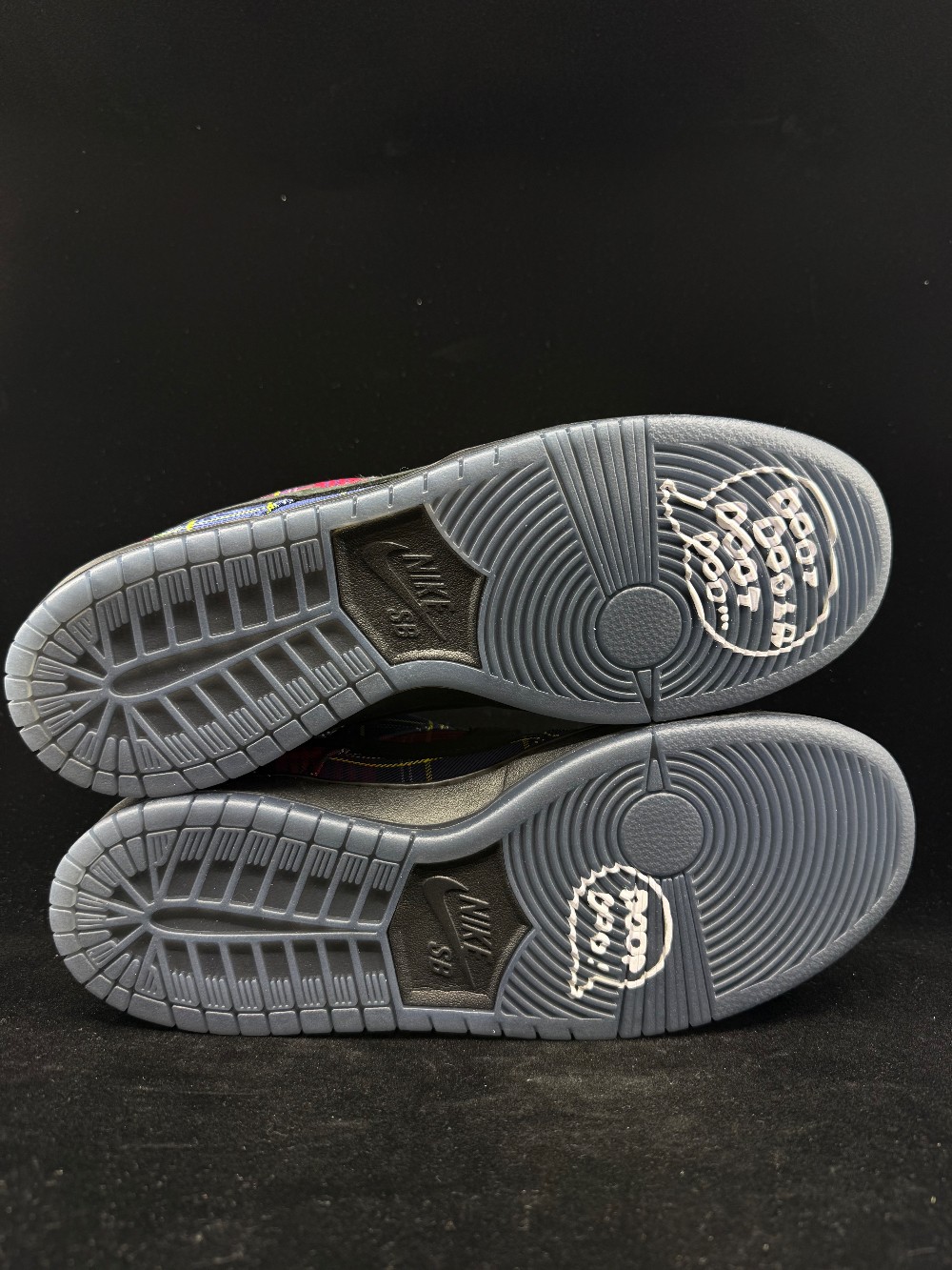 NIKE SB DUNK LOW - NARDWUAR