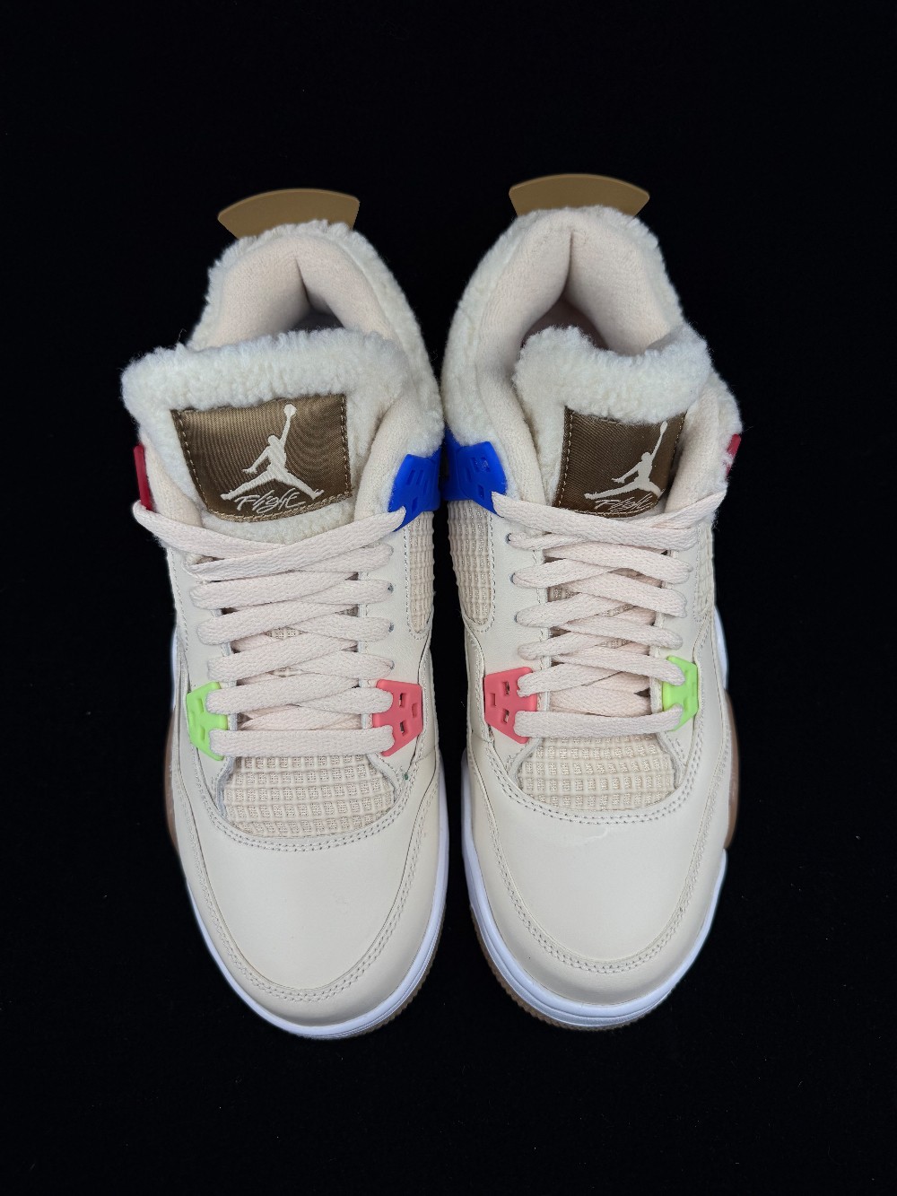 *VNDS* AJ 4 (GS) - WHERE THE WILD THINGS ARE
