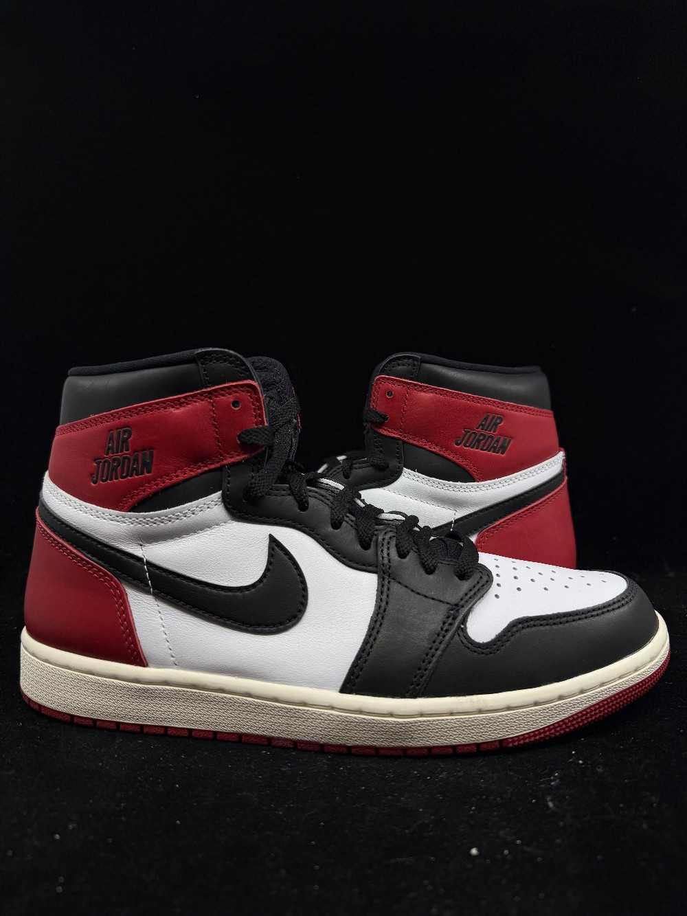 *USED* AJ 1 - BLACK TOE REIMAGINED