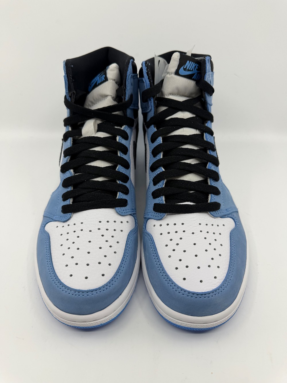 AJ 1 - UNIVERSITY BLUE