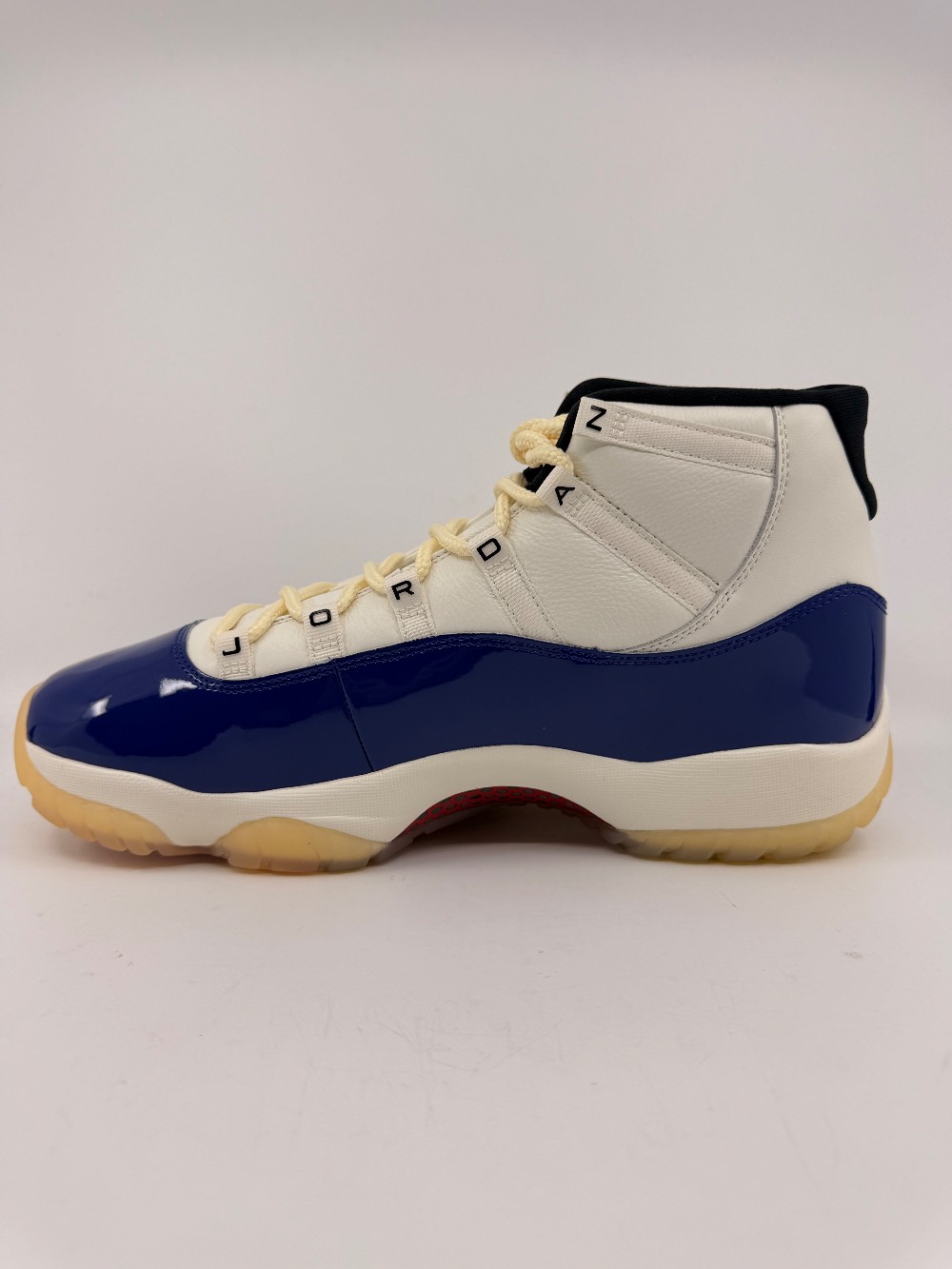 AJ 11 - RARE AIR