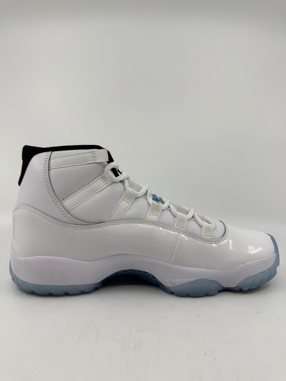 *USED* AJ 11 - LEGEND BLUE (2024)