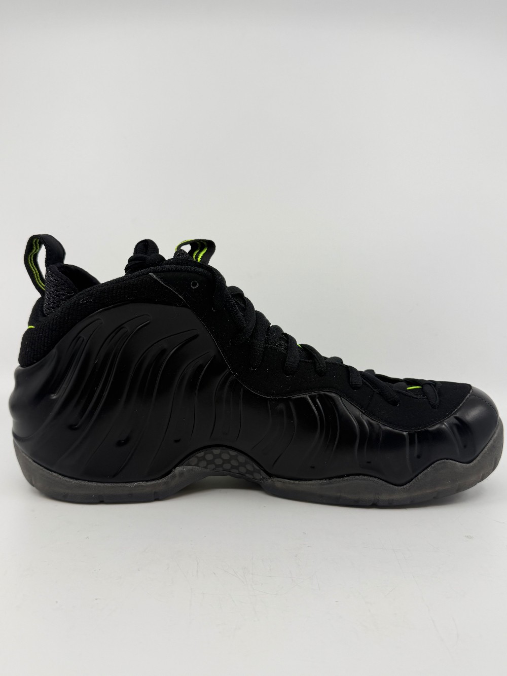 NIKE AIR FOAMPOSITE - VOLTAGE (2026)