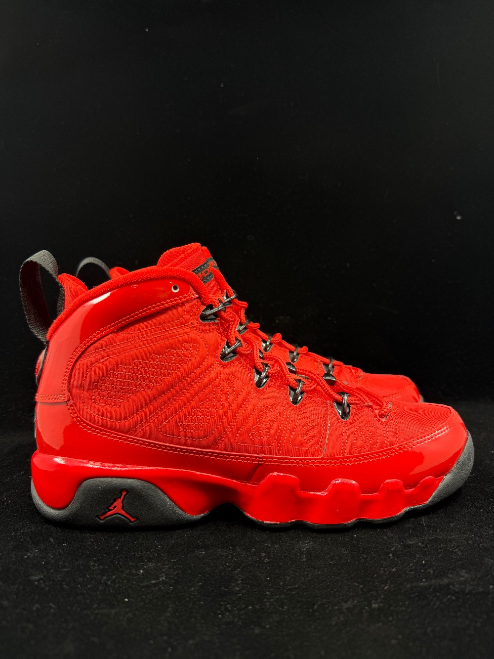 AJ 9 (GS) - CHILE RED