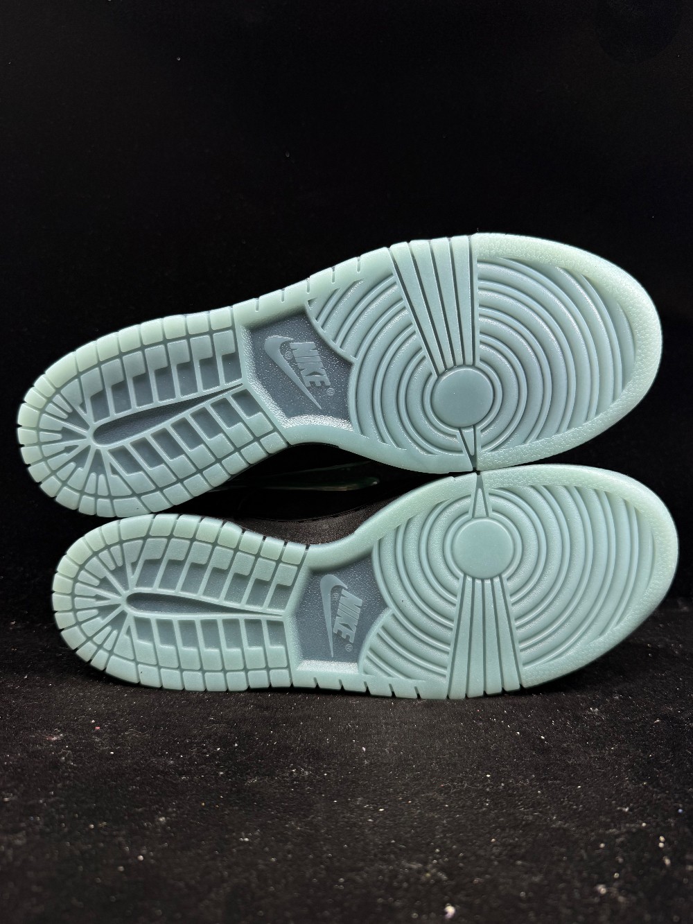 NIKE DUNK LOW LTD - WIZARD