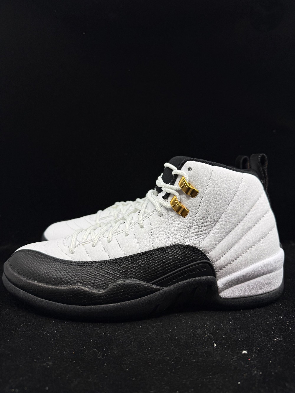AJ 12 - TAXI (2025)