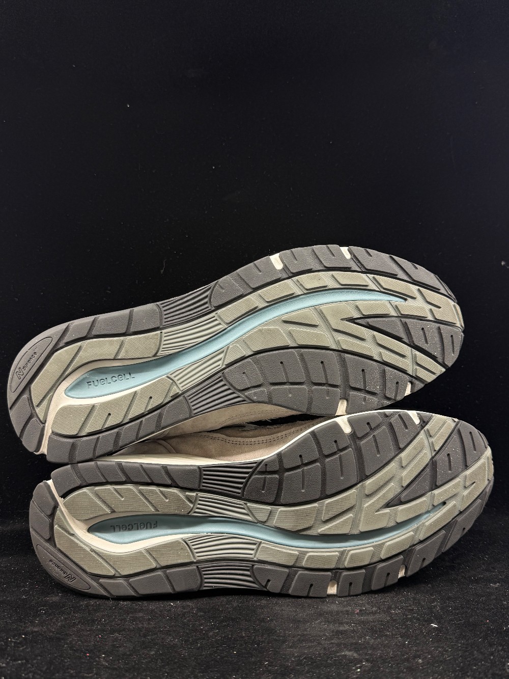 *USED* NEW BALANCE 991V2 - ROCK RIDGE GREY