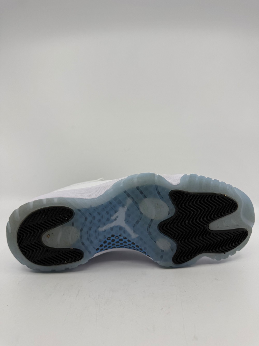 *USED* AJ 11 - LEGEND BLUE (2024)