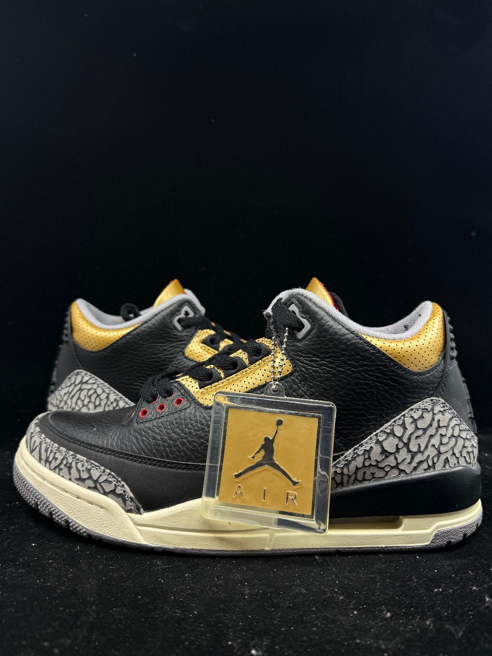 *USED* AJ 3 (W) - BLACK CEMENT GOLD
