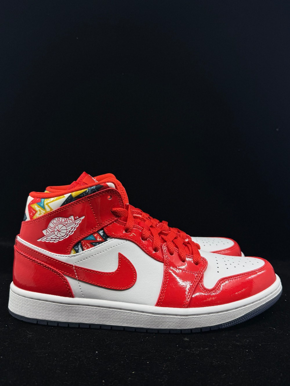 *NO BOX* AJ 1 MID - BARCELONA SWEATER RED PATENT