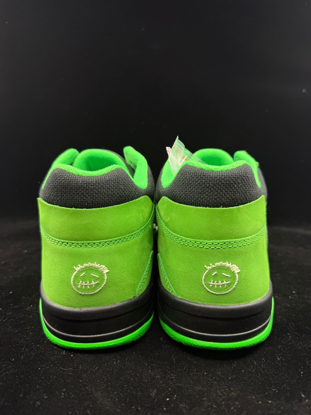 JORDAN X TRAVIS SCOTT JUMPMAN JACK - GREEN SPARK