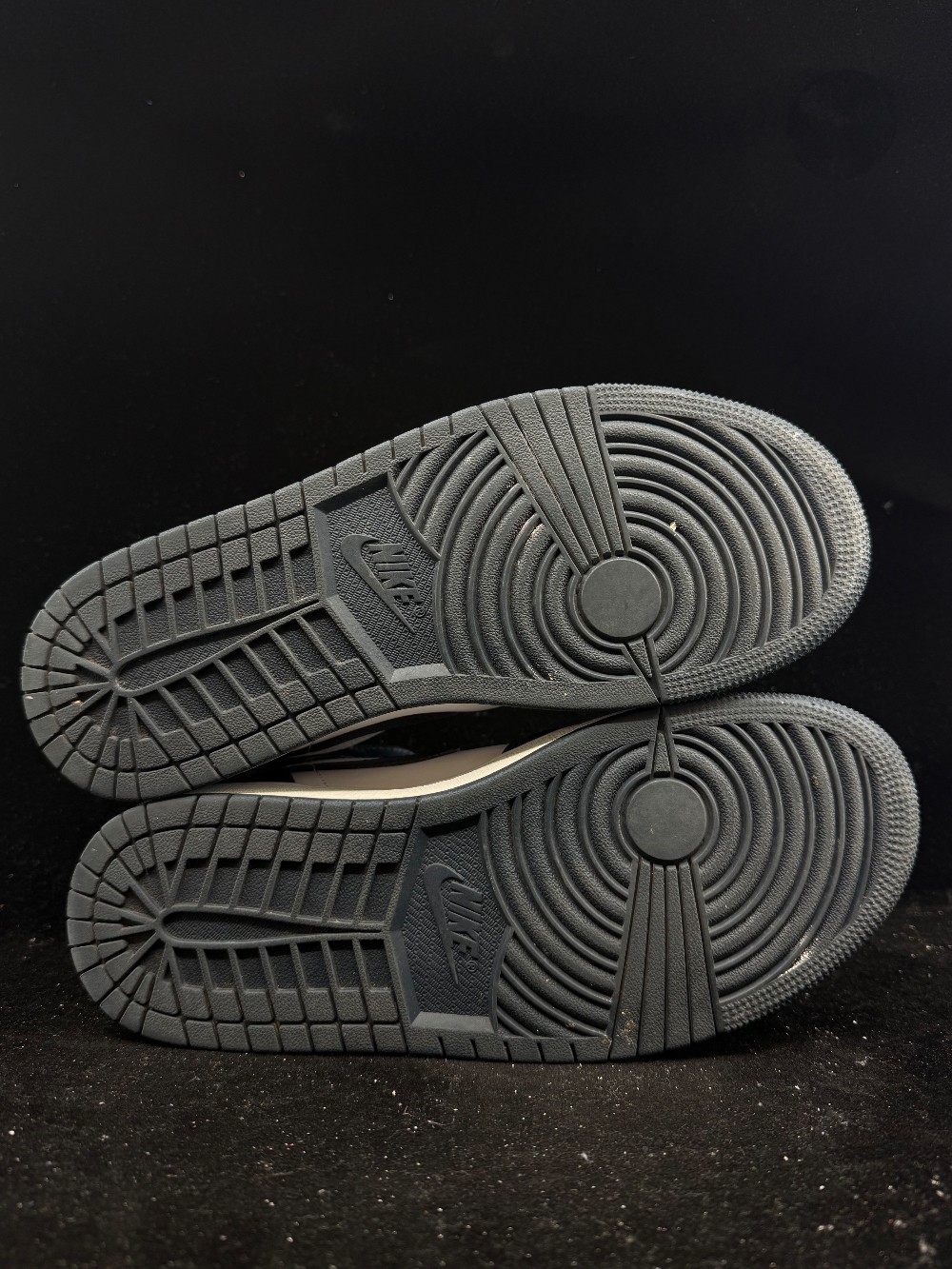 *USED* AJ 1 MID - ARMORY NAVY