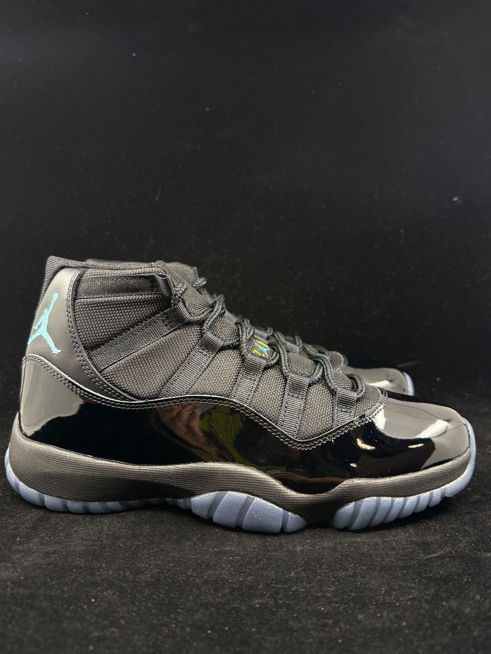 AJ 11 - GAMMA BLUE (2025)