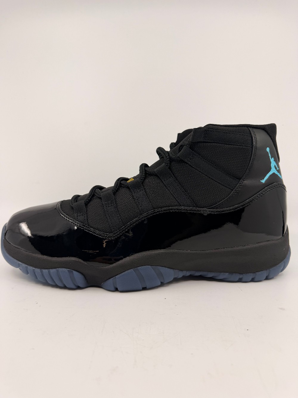AJ 11 - GAMMA (2025)