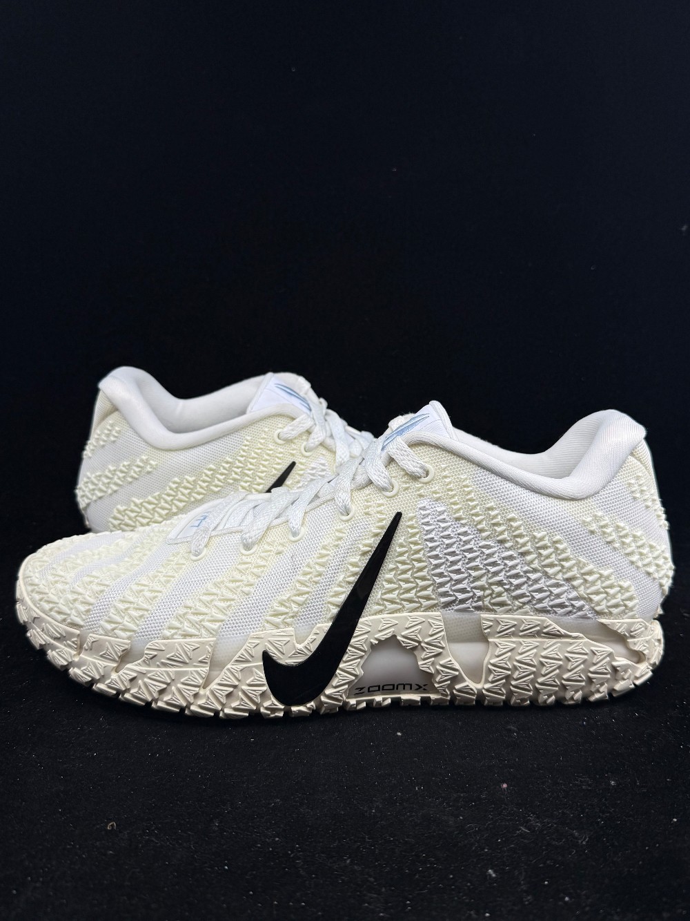 *USED* NIKE JA 3 - SOUND CHECK