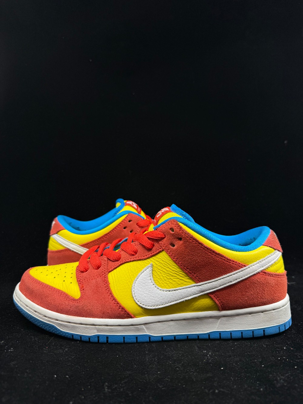 *USED* NIKE SB DUNK LOW - BART SIMPSON