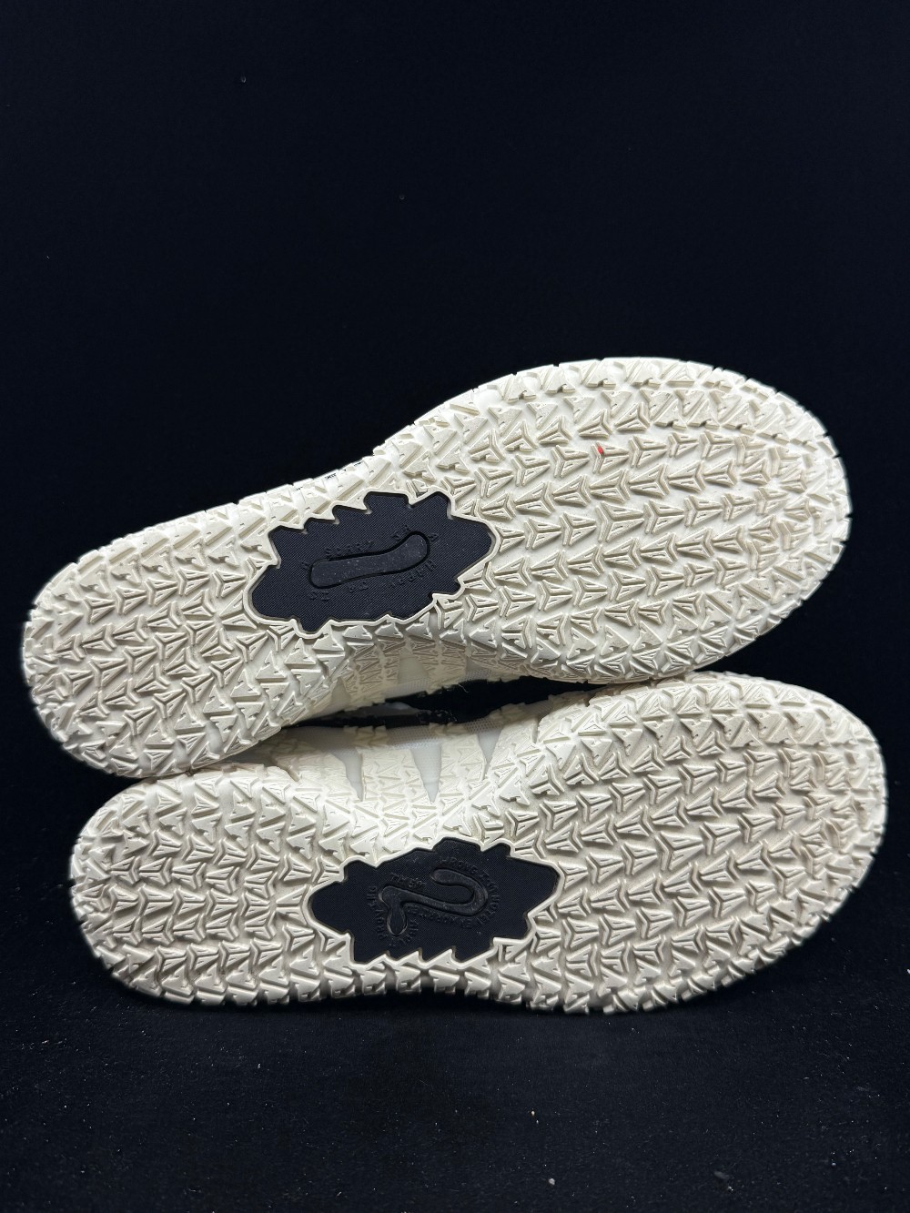 *USED* NIKE JA 3 - SOUND CHECK