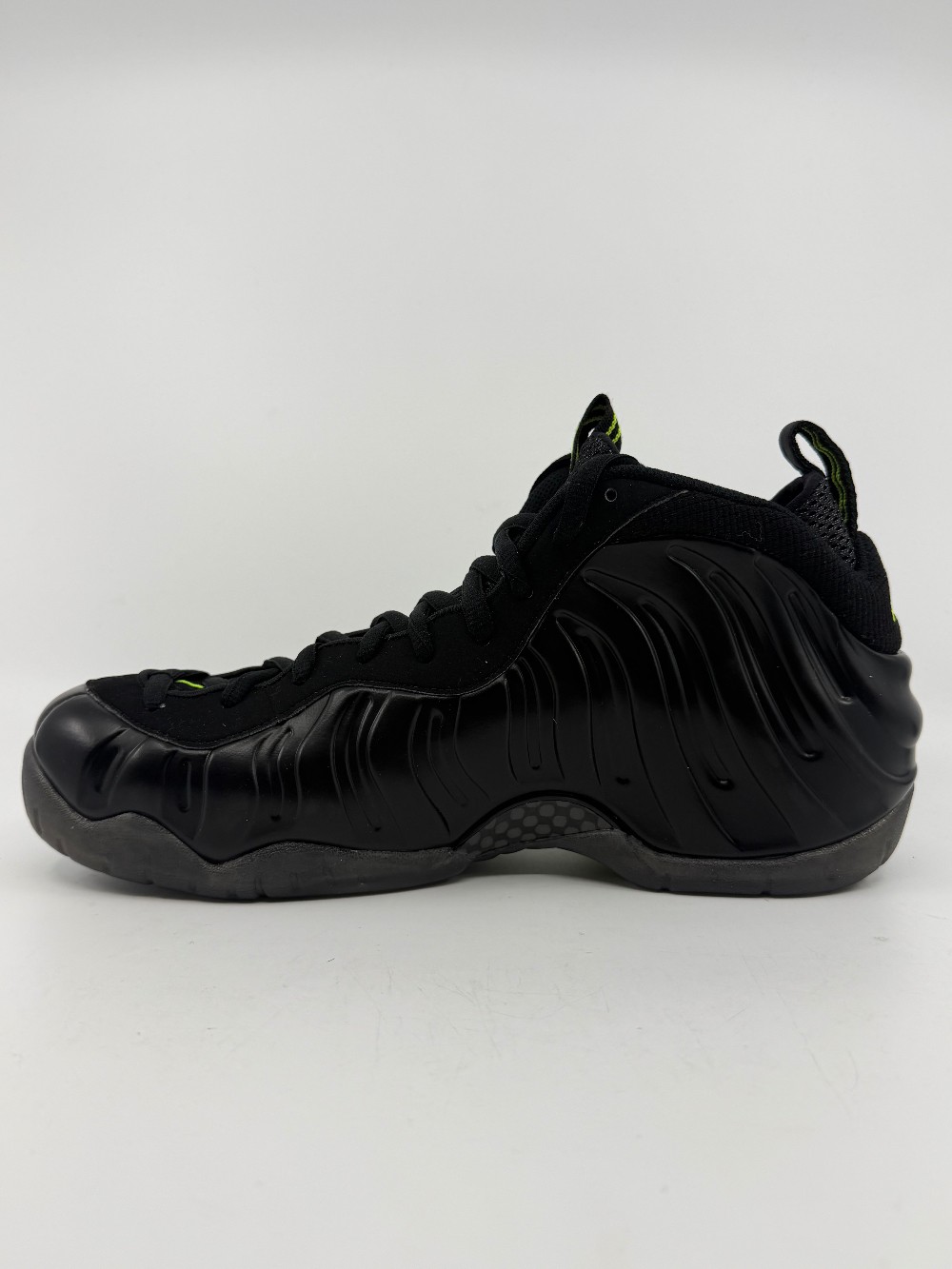 NIKE AIR FOAMPOSITE - VOLTAGE (2026)