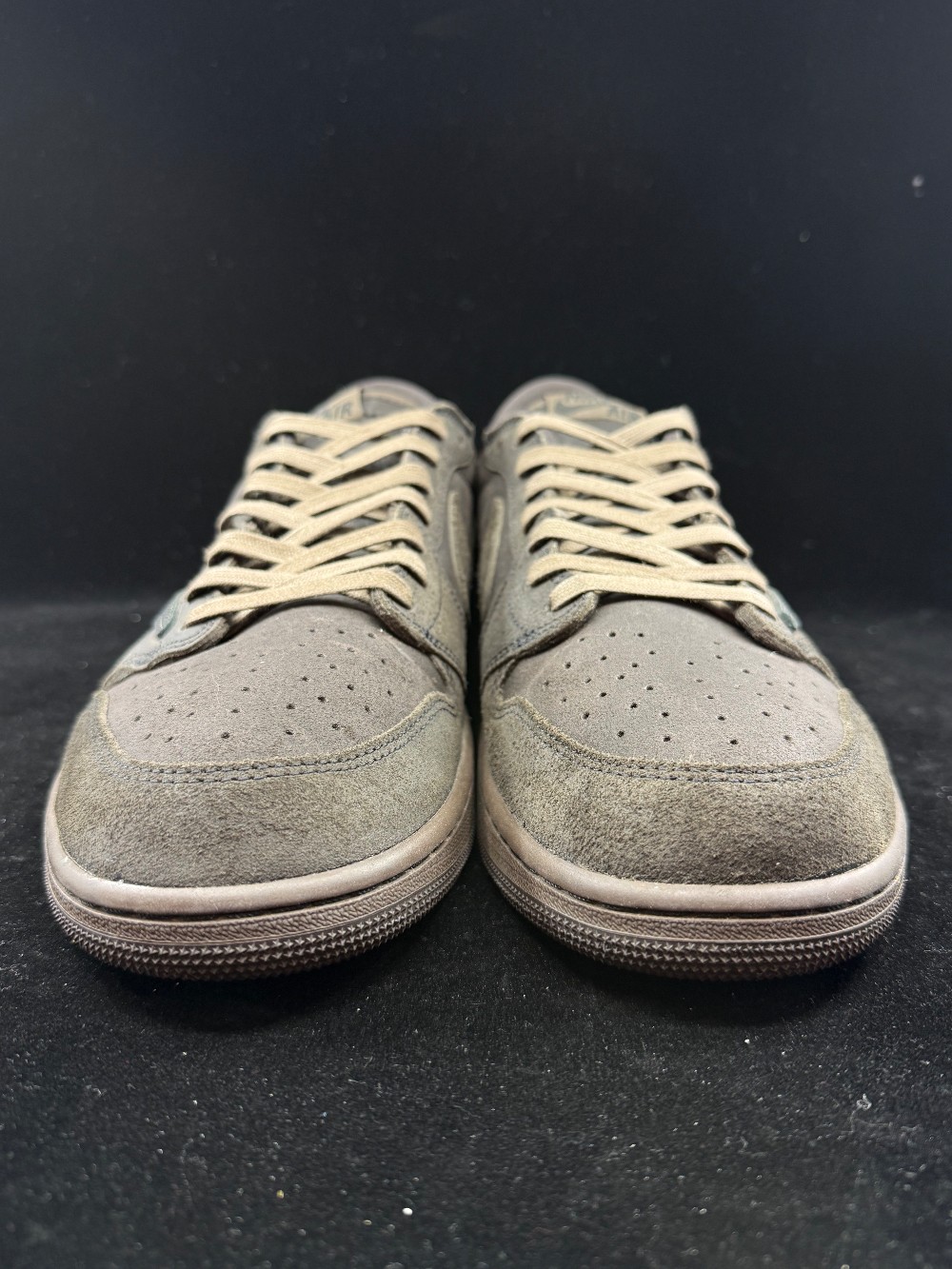 *USED* AJ 1 LOW X TRAVIS SCOTT - VELVET BROWN