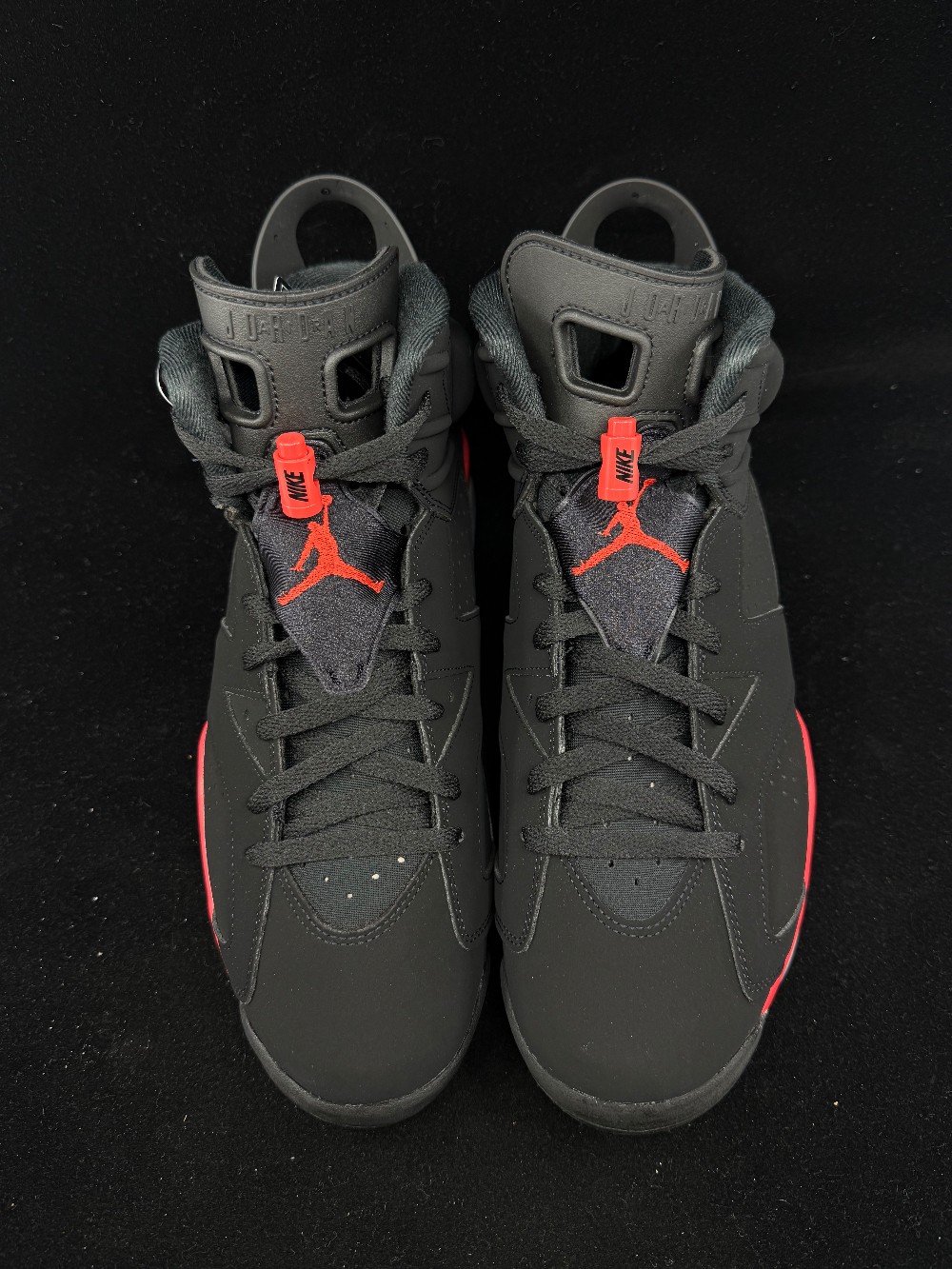 AJ 6 - INFRARED SALESMAN