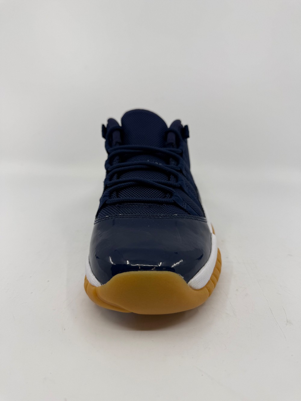 AJ 11 LOW - MIDNIGHT NAVY