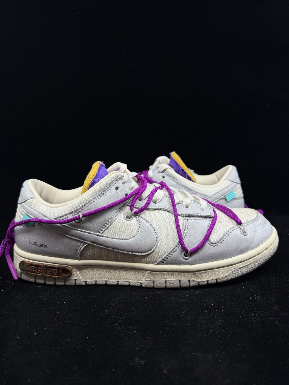 *USED* NIKE X OFF WHITE DUNK LOW - LOT 28